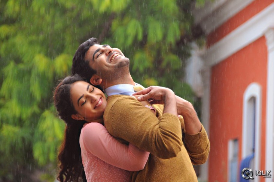 Malli Malli Idi Rani Roju